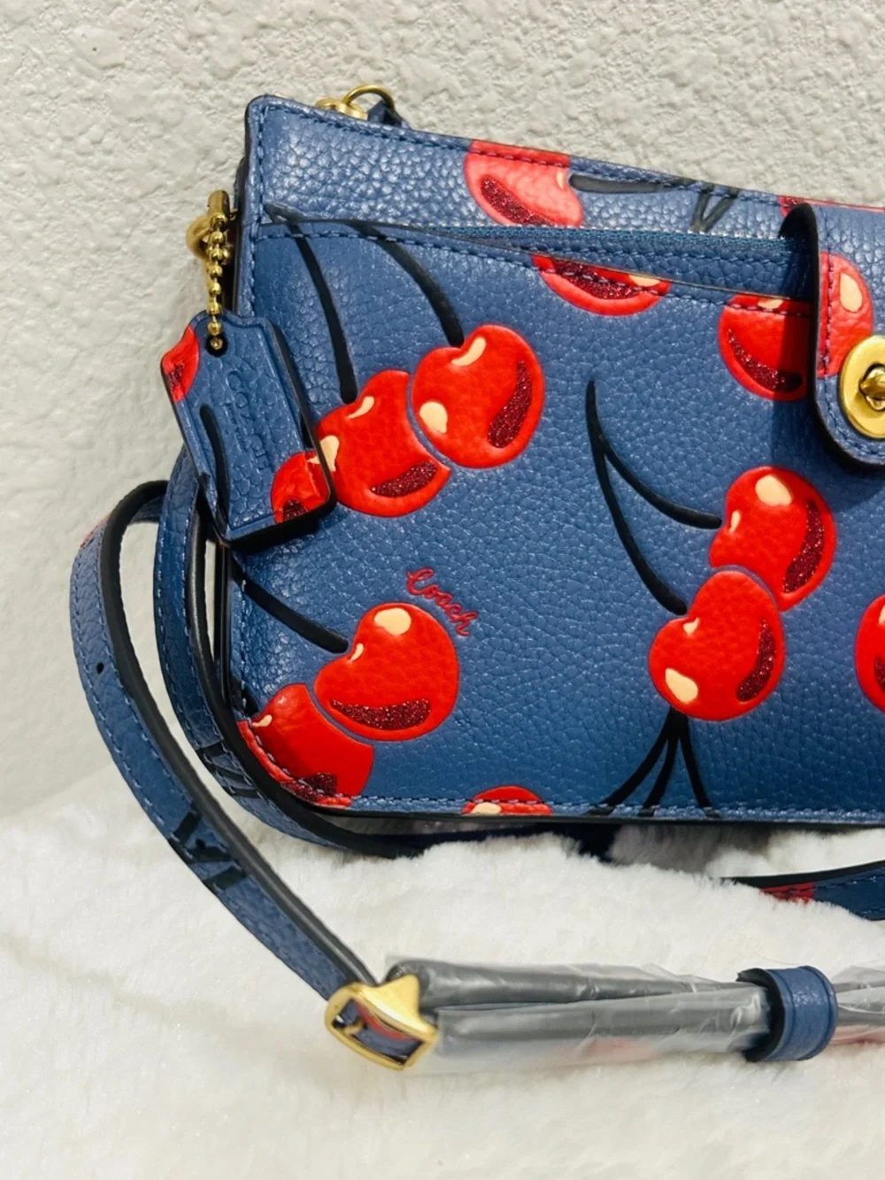 Coach Cherry Print Blue Crossbody Wallet Bag 8 inches New - Picture 4 of 12